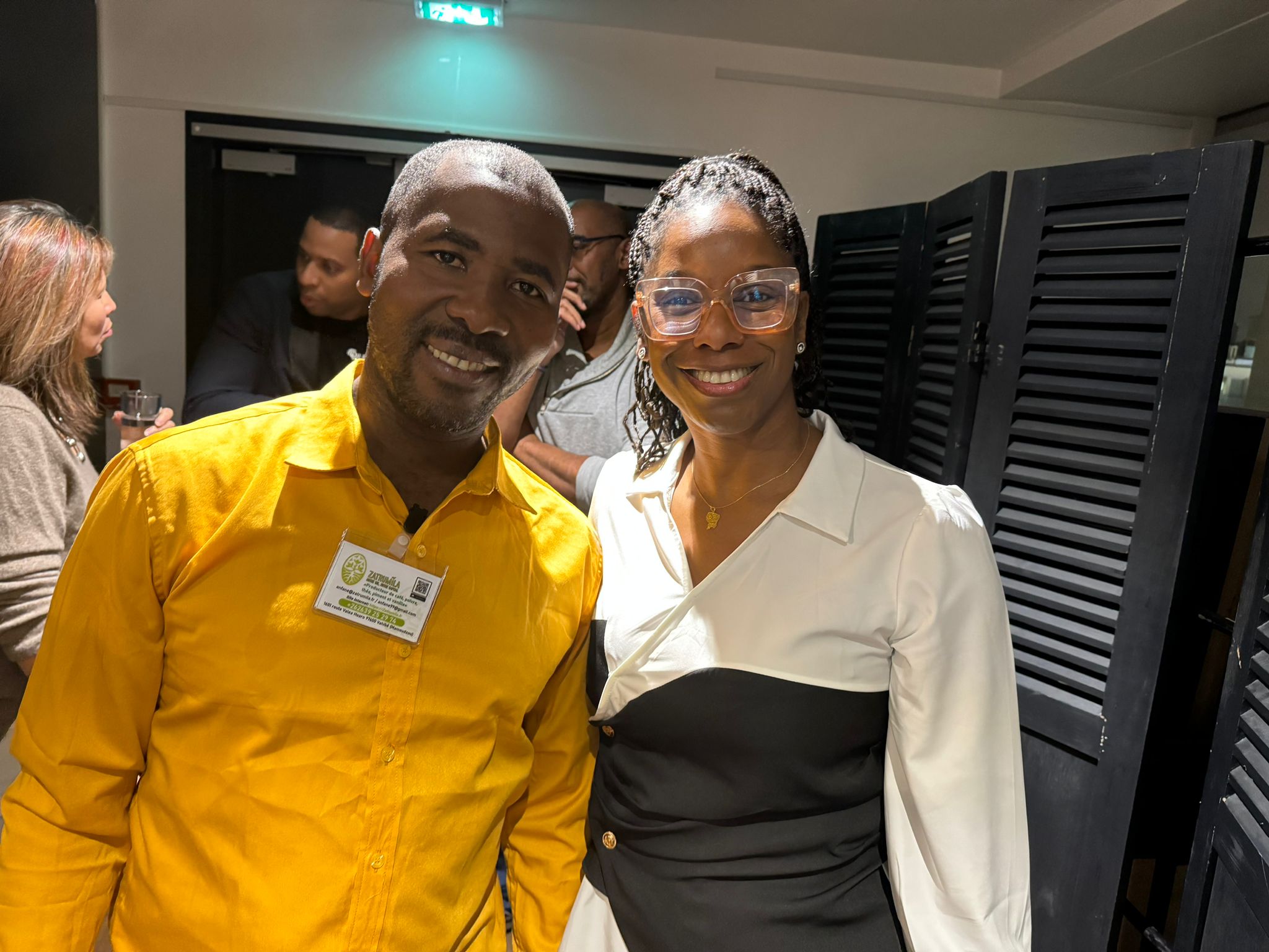 Photo avec Malia METELA, championne olympique, ambassadrice Innovation Outre Mer 10 ème édition